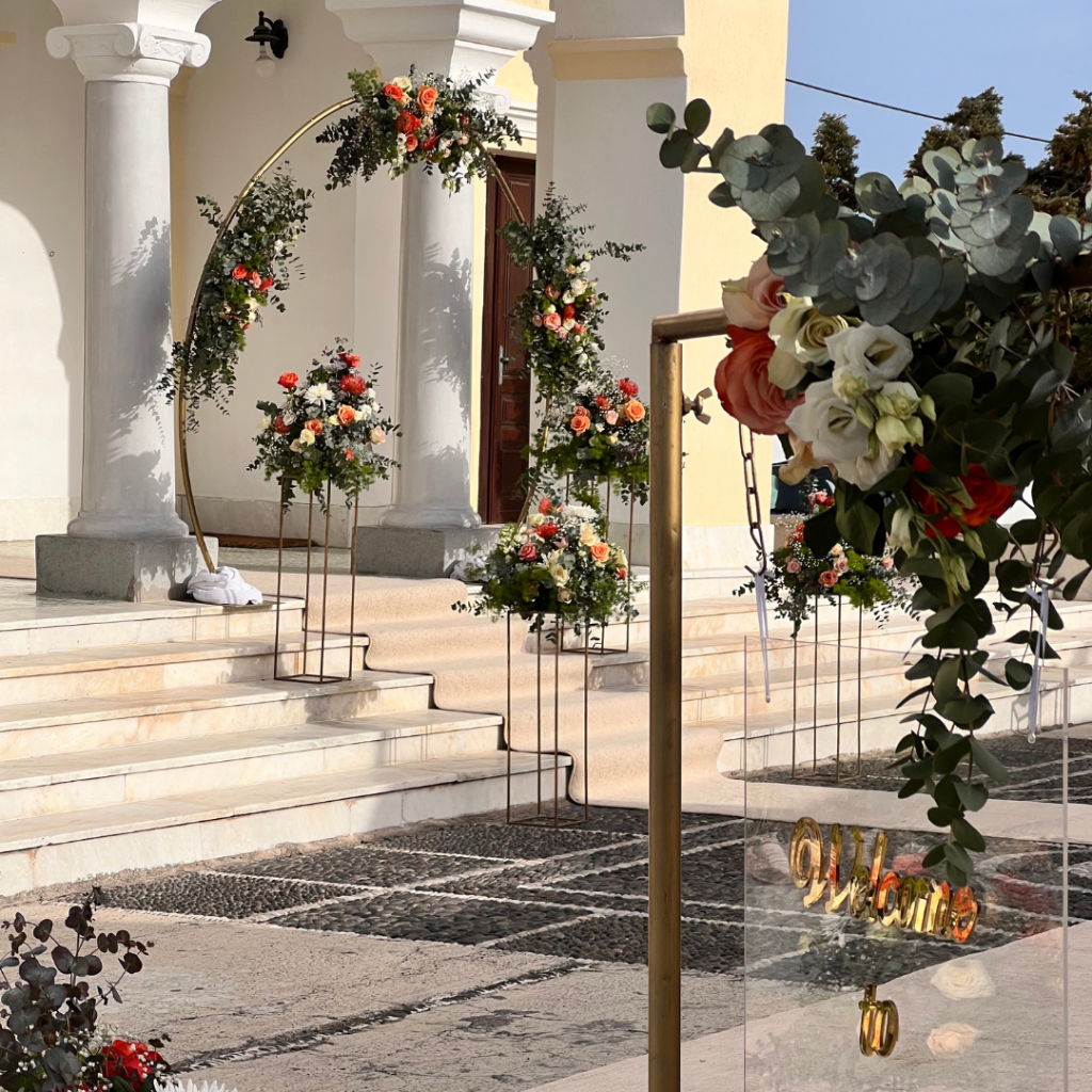 destination wedding in Santorini - wedding decoration 